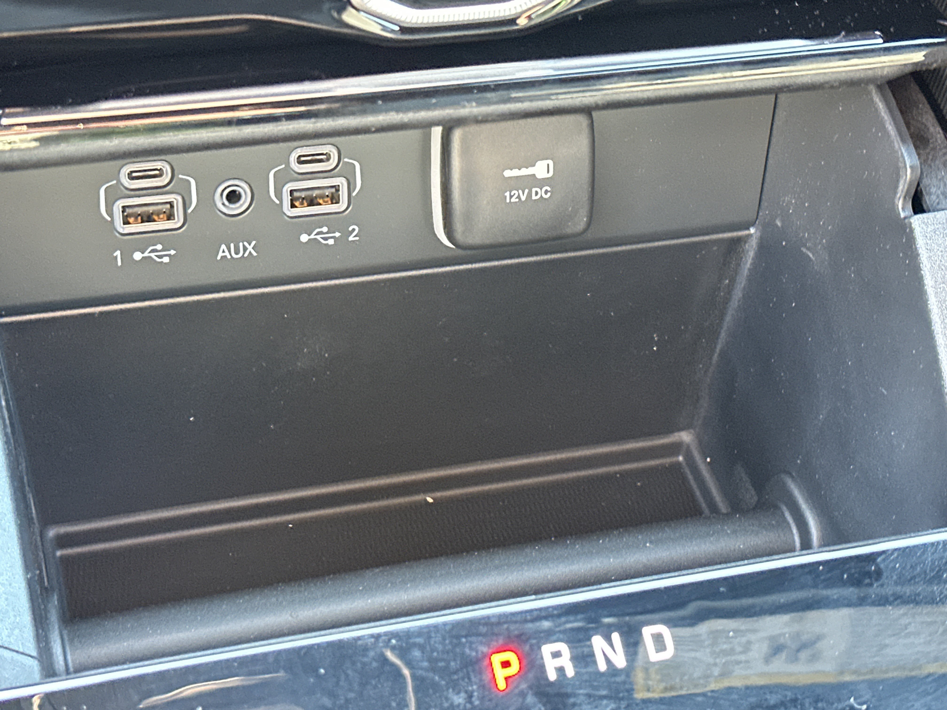 New 2026 Jeep Grand Cherokee Limited w/ Limited Altitude Package AWD/4WD image 5