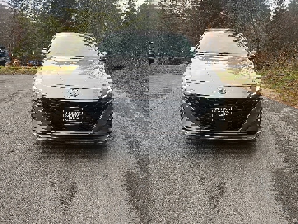 Used 2023 Hyundai Elantra SEL w/ Convenience Package image 8