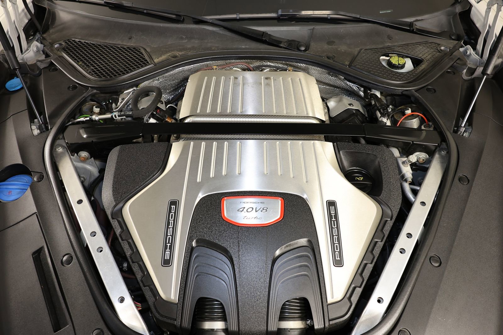 Used 2018 Porsche Panamera Turbo AWD/4WD image 36