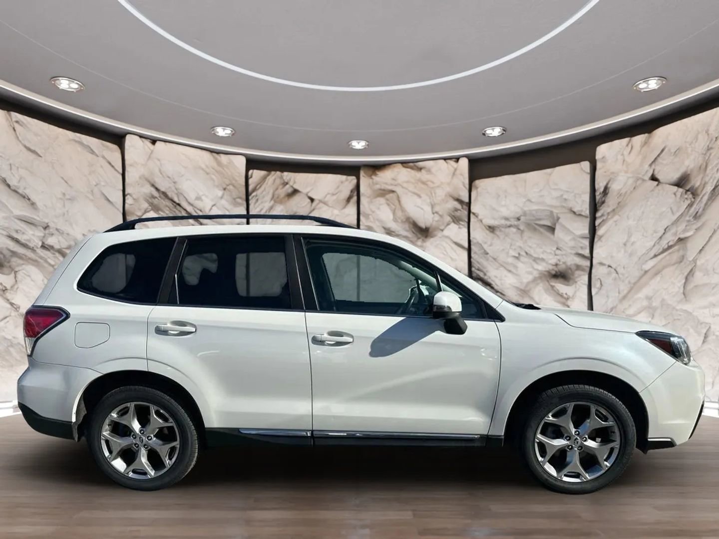 Used 2018 Subaru Forester 2.5i Touring w/ Popular Package #3B image 6