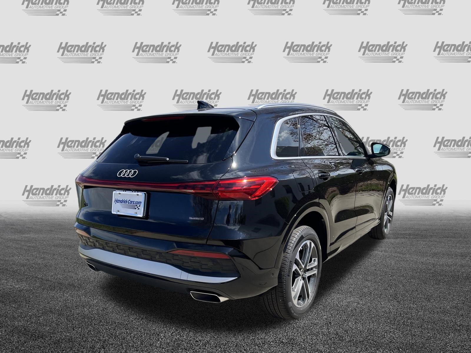 Certified 2025 Audi Q5 Premium w/ Premium Plus AWD/4WD image 9
