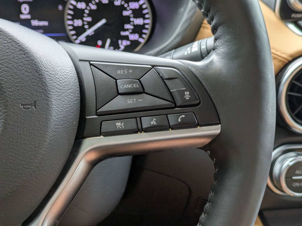 Used 2025 Nissan Sentra SV w/ SV Premium Package FWD image 24