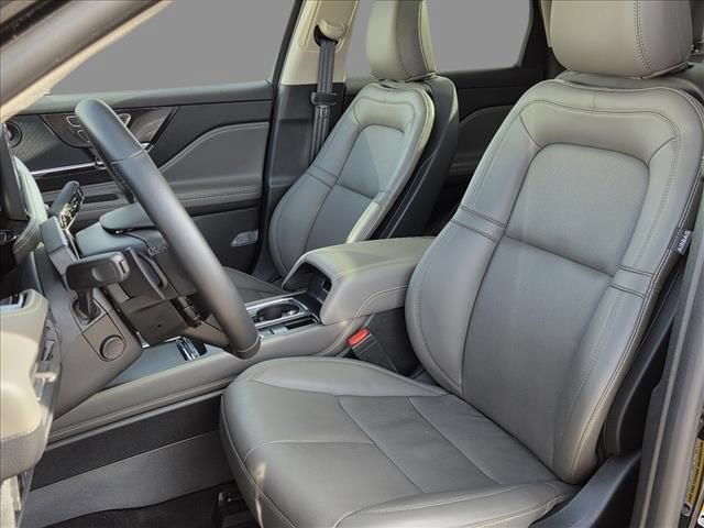 New 2024 Lincoln Corsair FWD w/ Equipment Group 102A image 4