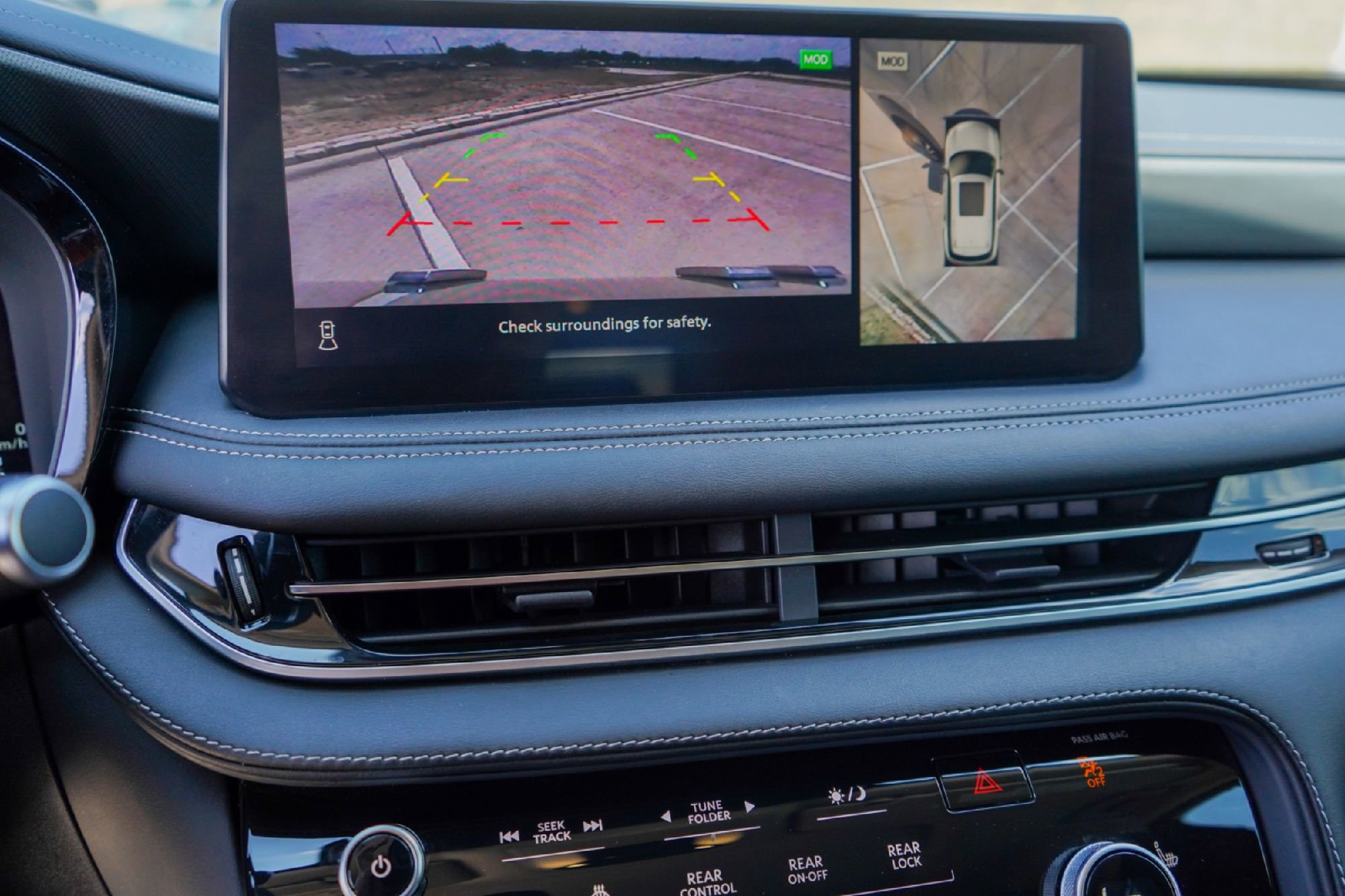 Certified 2023 INFINITI QX60 Luxe w/ Cargo Package image 18