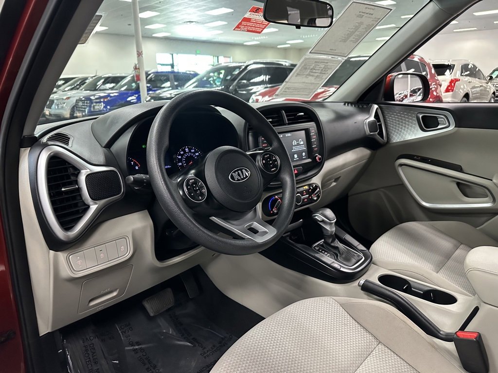 Used 2020 Kia Soul LX image 14