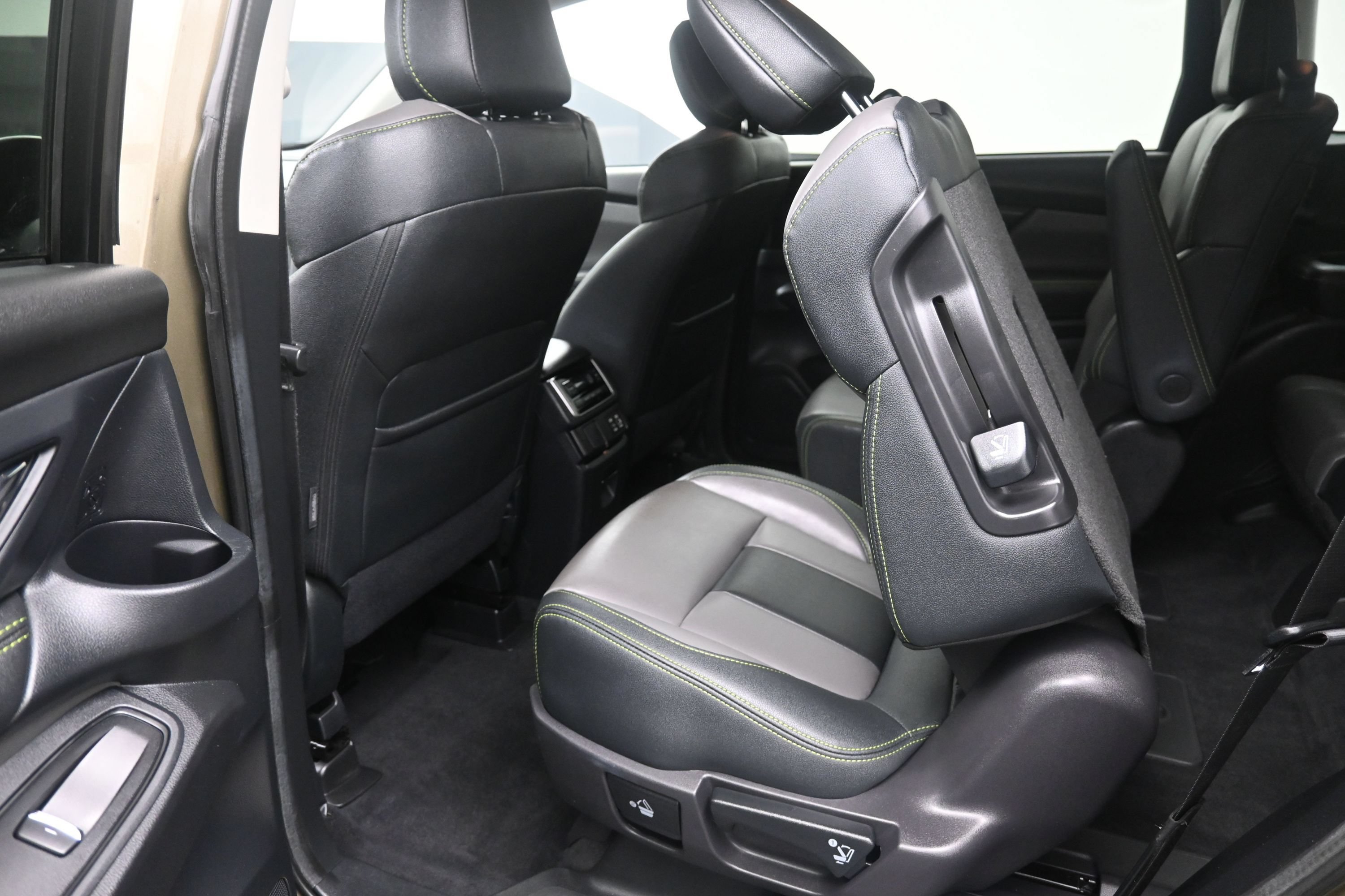 Used 2023 Subaru Ascent Onyx Edition AWD/4WD image 18