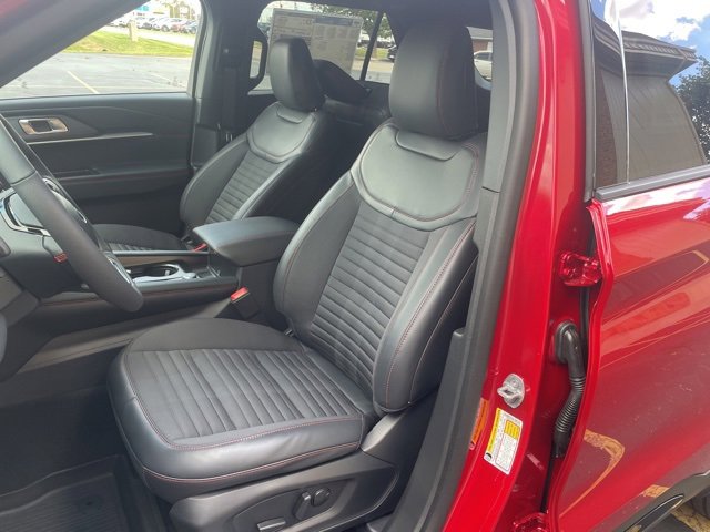 New 2026 Ford Explorer ST-Line image 25