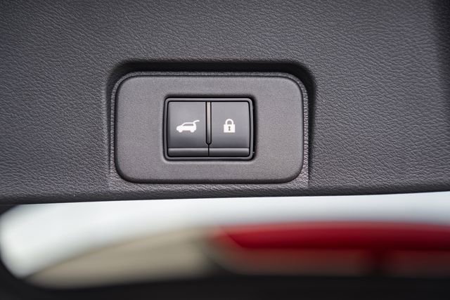 Used 2026 Nissan Rogue SV image 14