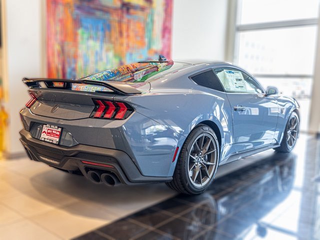 New 2025 Ford Mustang Dark Horse image 4