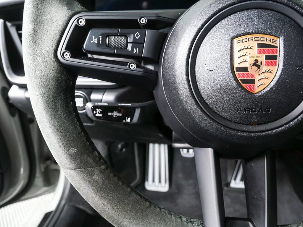 Certified 2025 Porsche 911 Carrera RWD image 10