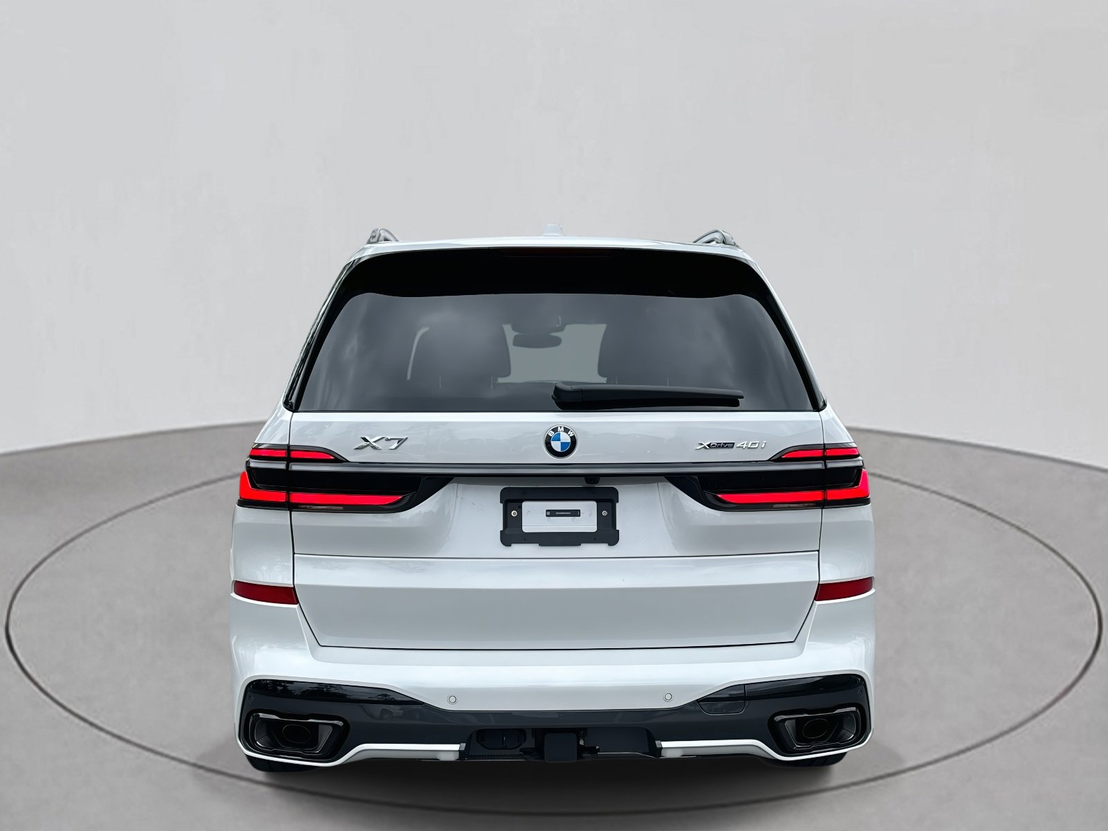 New 2026 BMW X7 xDrive40i w/ M Sport Package image 4