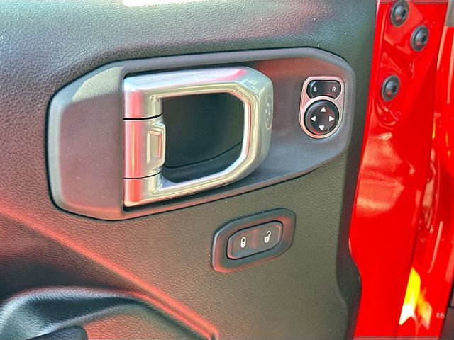 Used 2024 Jeep Wrangler Unlimited Rubicon image 17