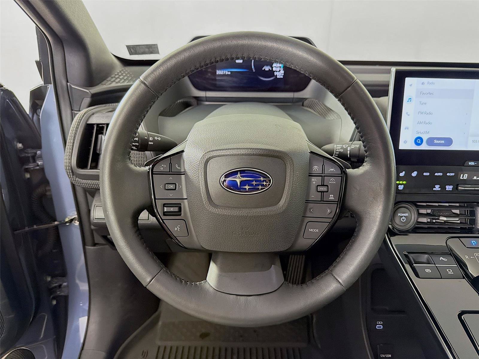 Used 2023 Subaru Solterra AWD image 3