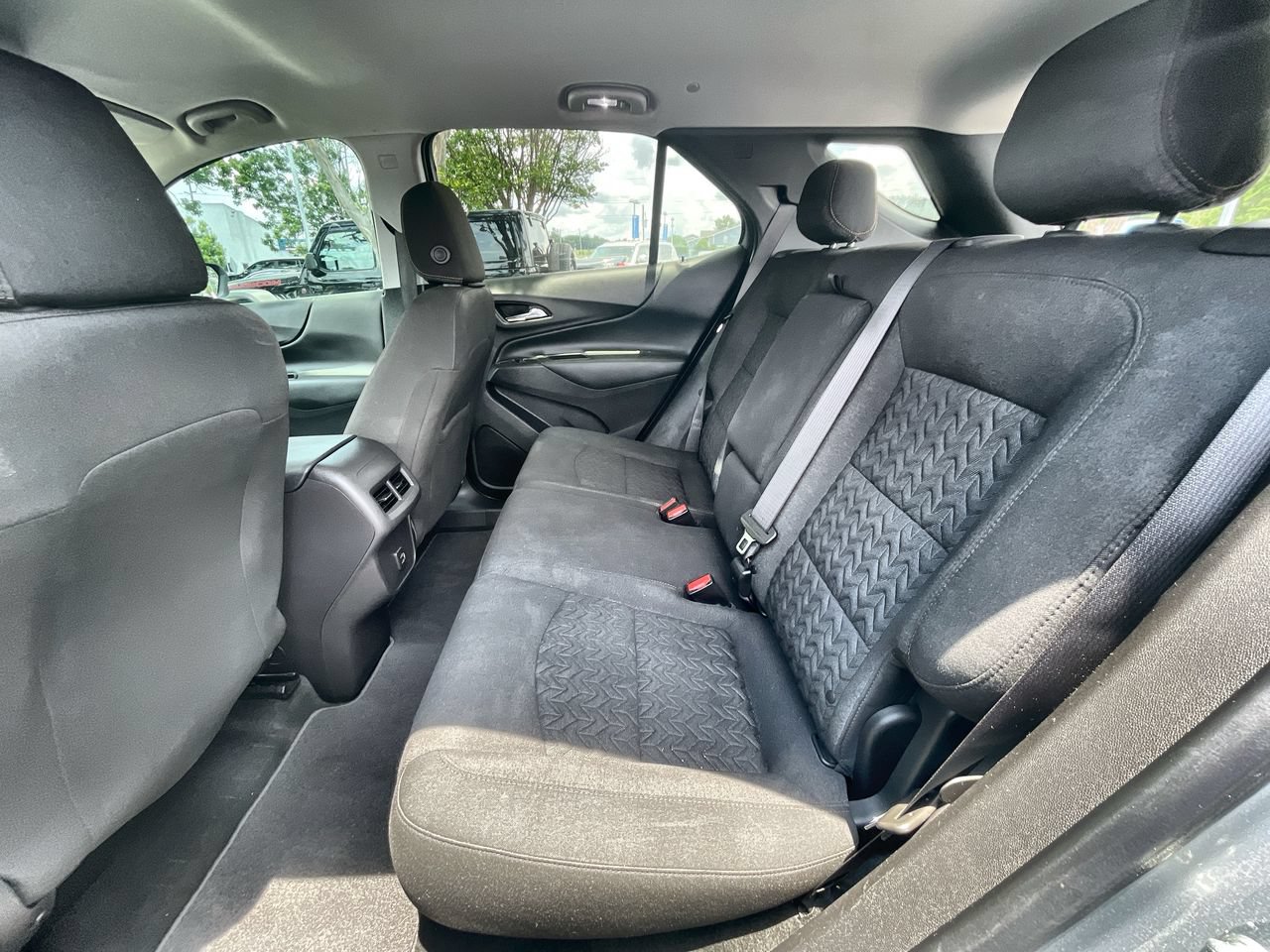 Used 2024 Chevrolet Equinox LT FWD image 24