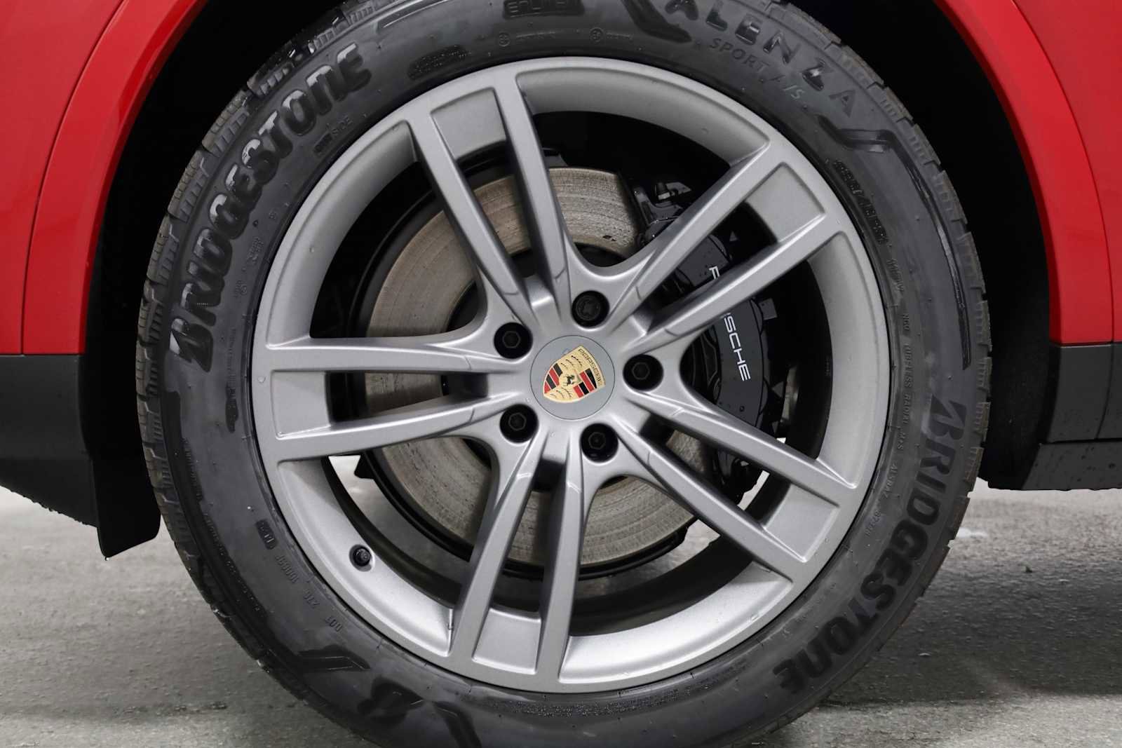 New 2025 Porsche Cayenne Coupe image 48