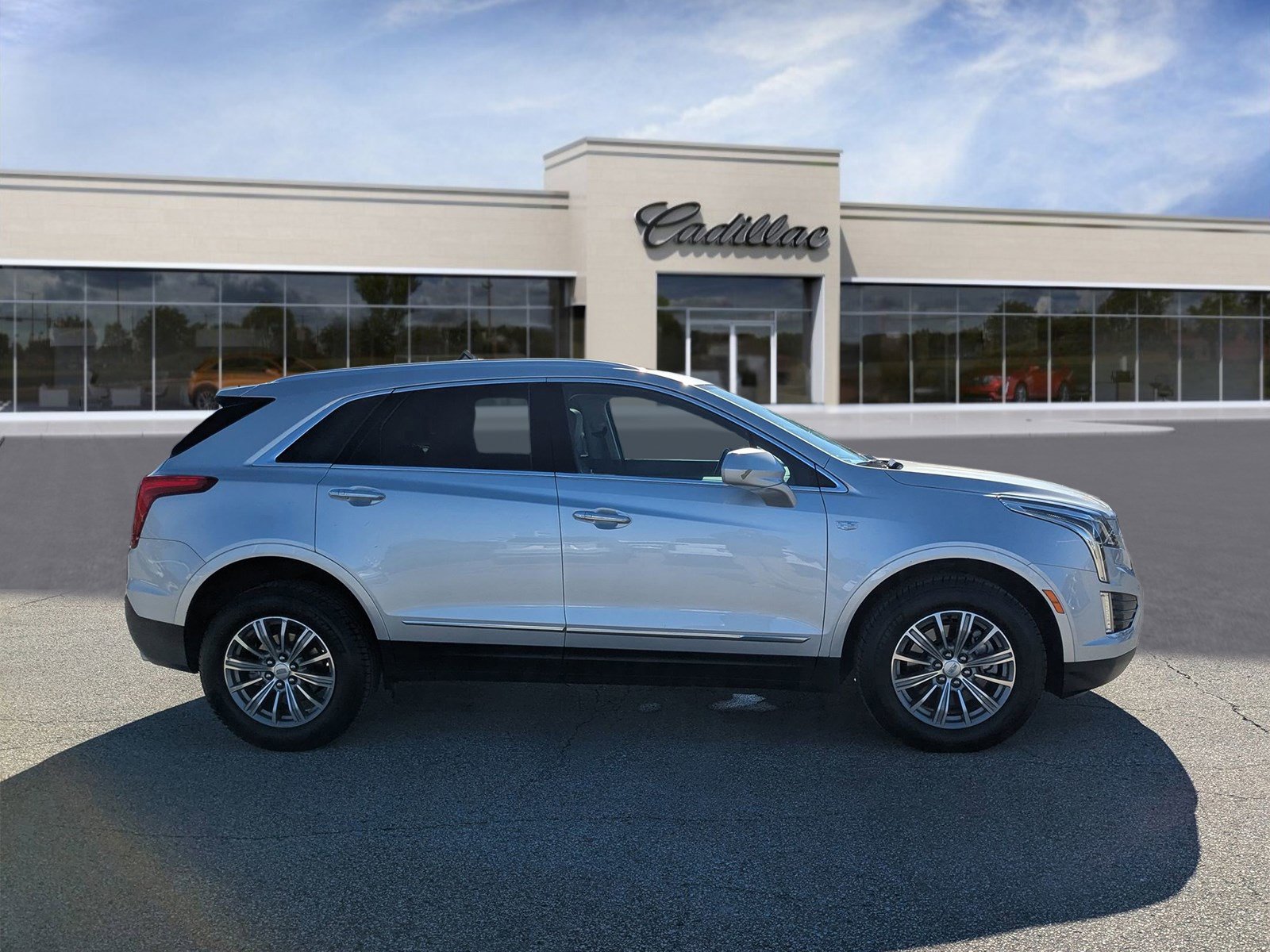 Used 2017 Cadillac XT5 Luxury image 6