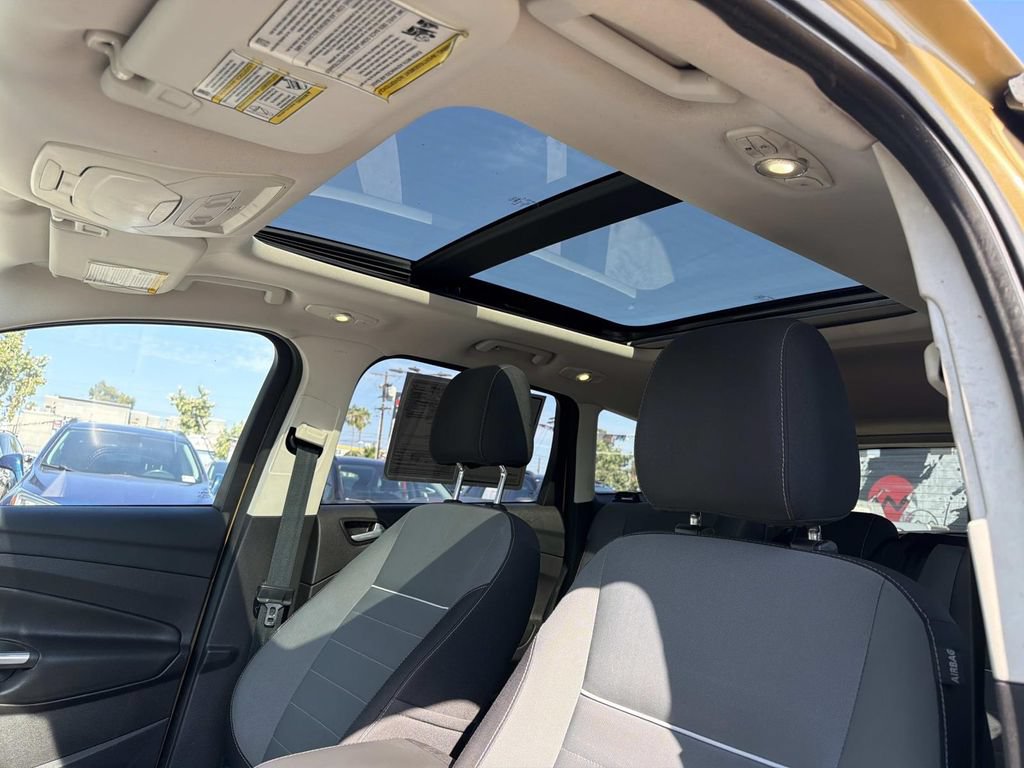 Used 2014 Ford Escape SE FWD image 19