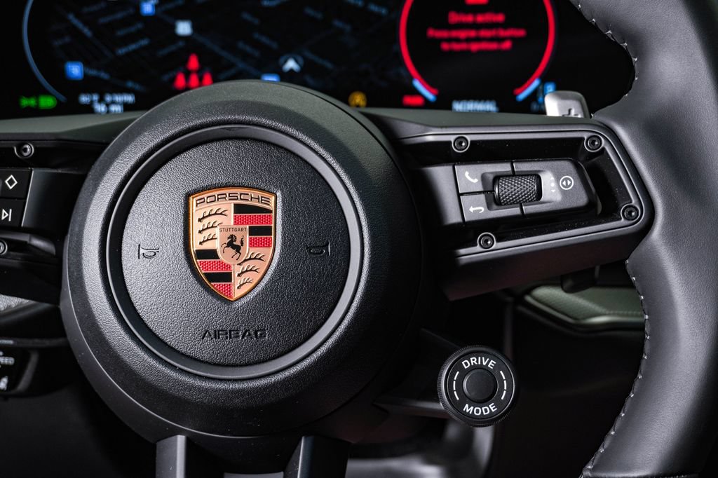 New 2026 Porsche Cayenne Coupe AWD/4WD image 19