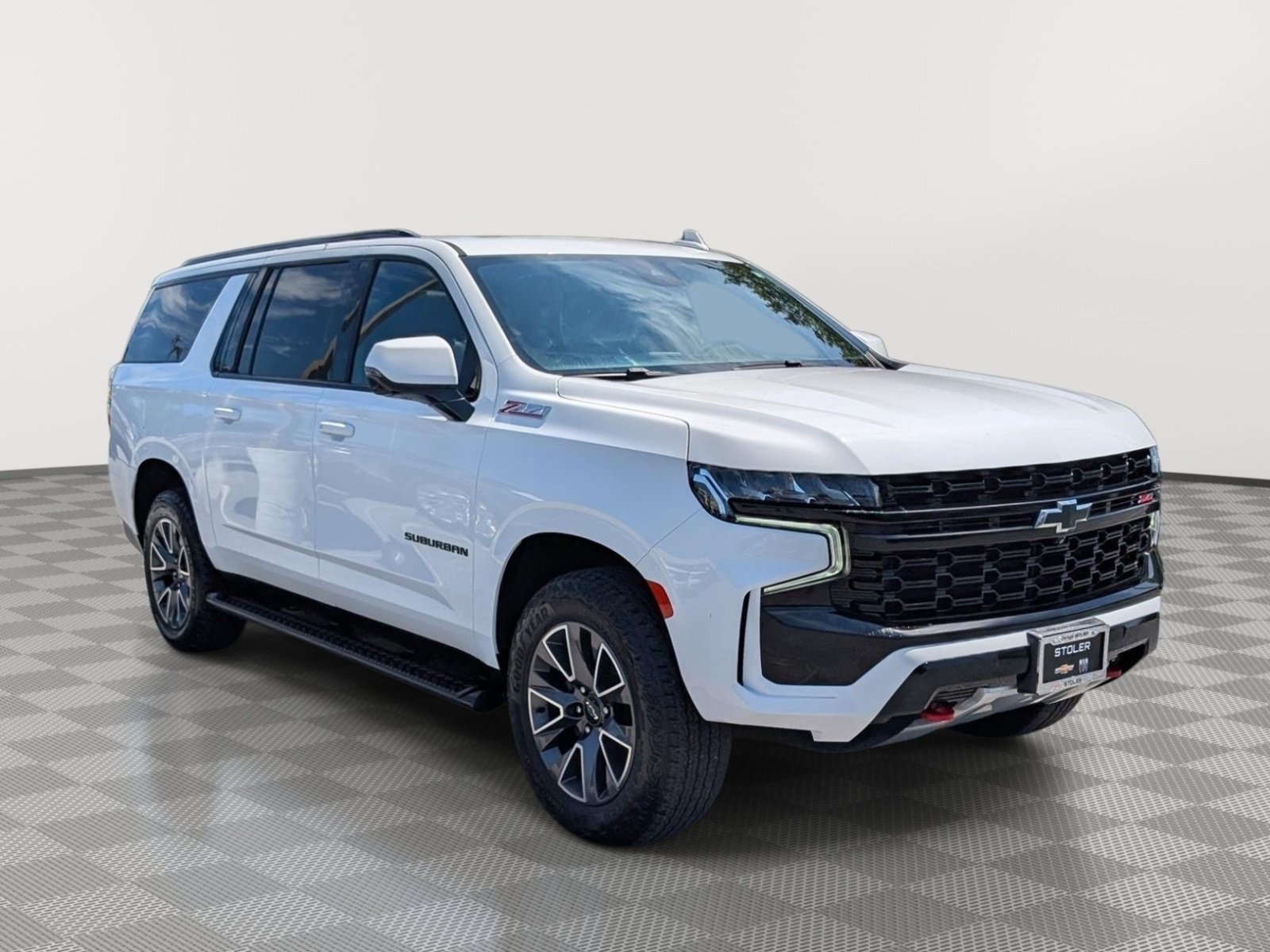 Used 2023 Chevrolet Suburban Z71 w/ Luxury Package AWD/4WD image 7