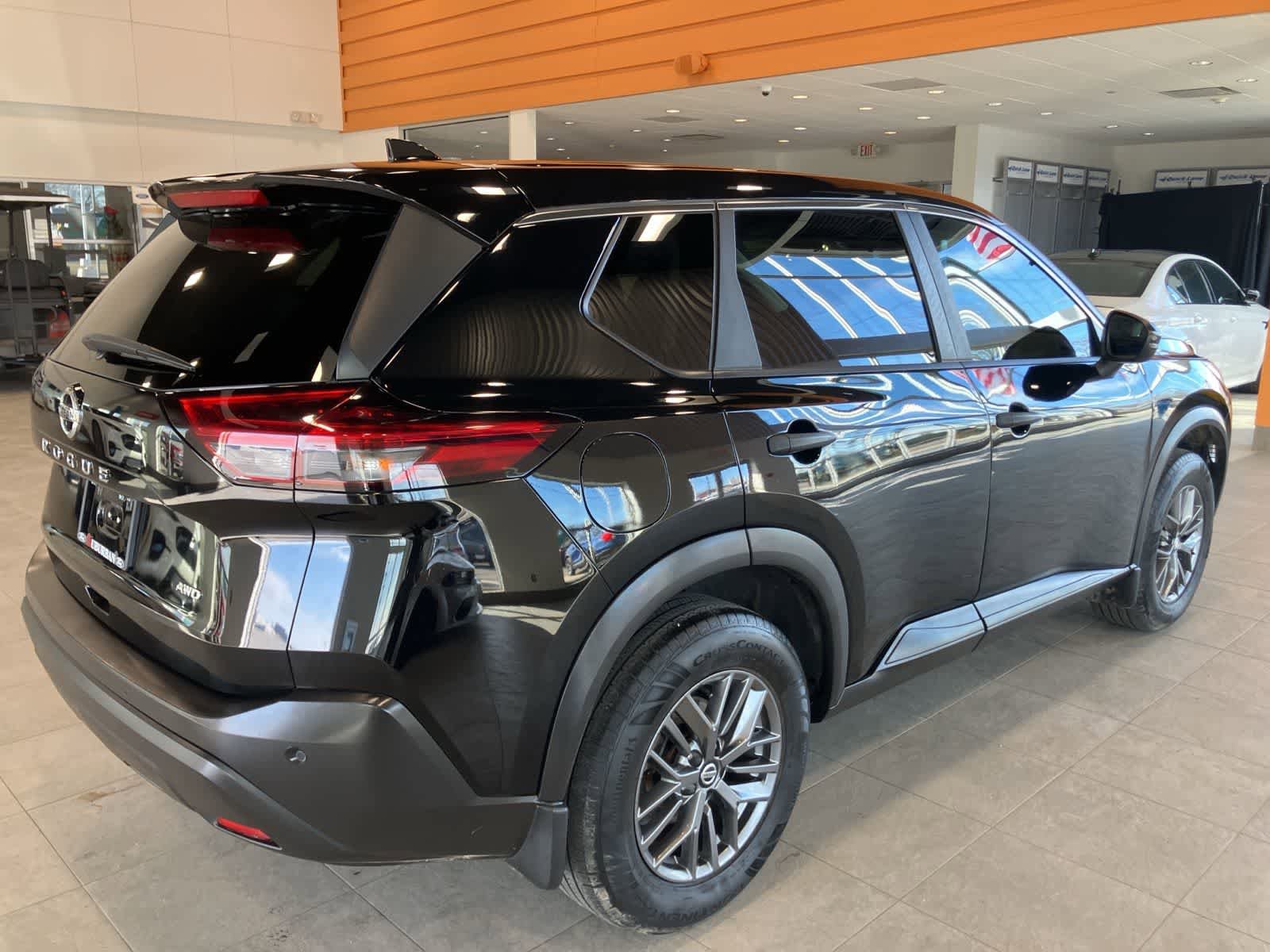 Used 2021 Nissan Rogue S image 5