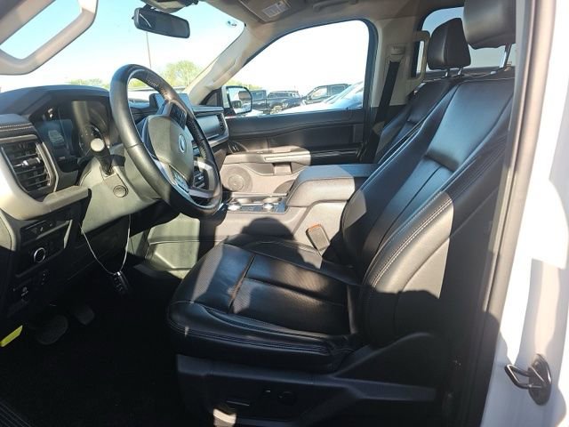 Used 2024 Ford Expedition XLT AWD/4WD image 9