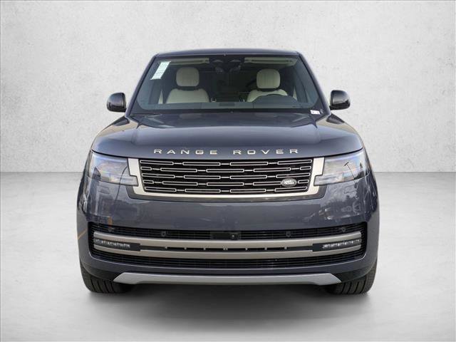 New 2026 Land Rover Range Rover Long Wheelbase SE image 6