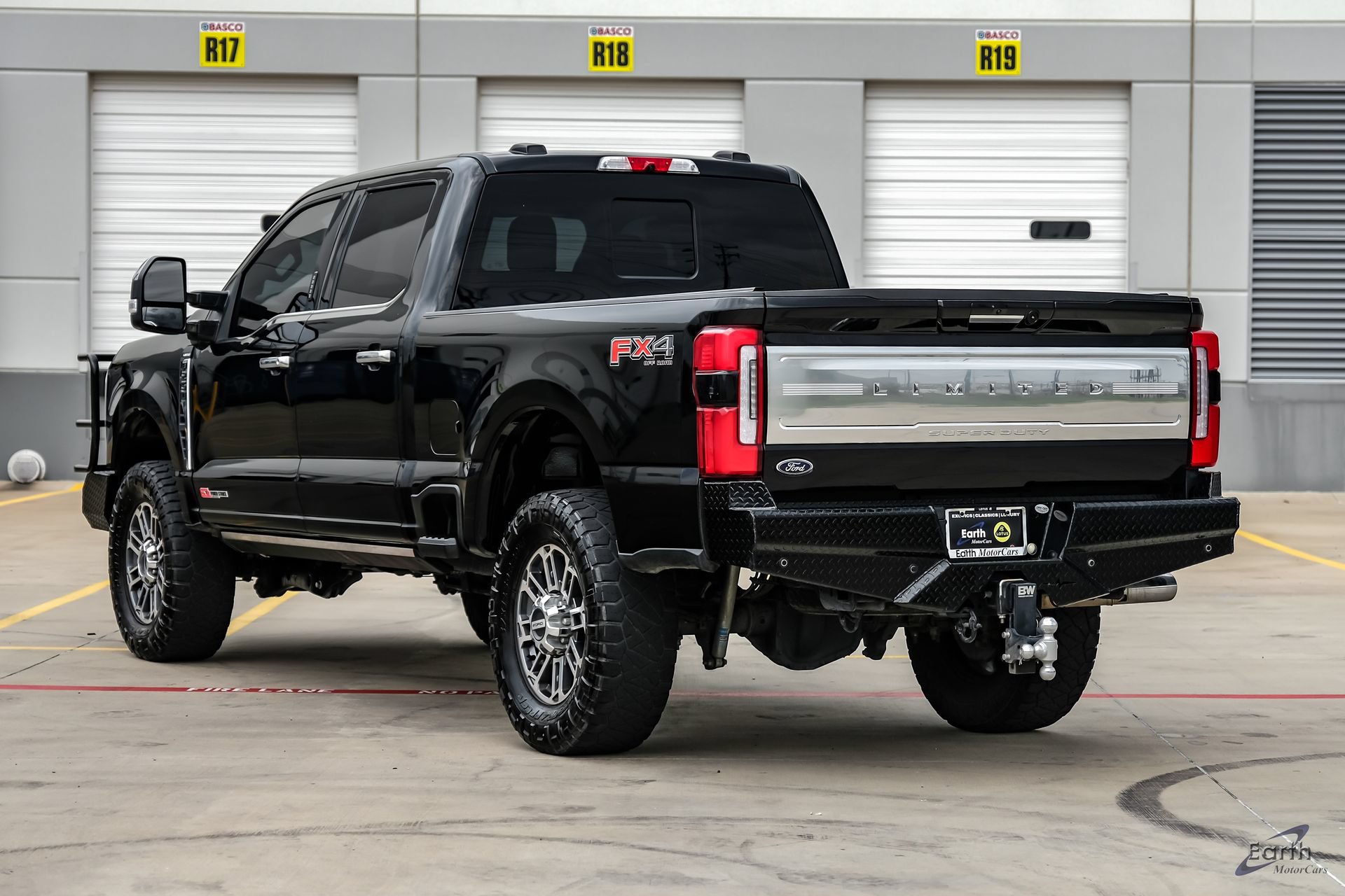 Used 2024 Ford F250 Limited w/ FX4 Off-Road Package AWD/4WD image 11
