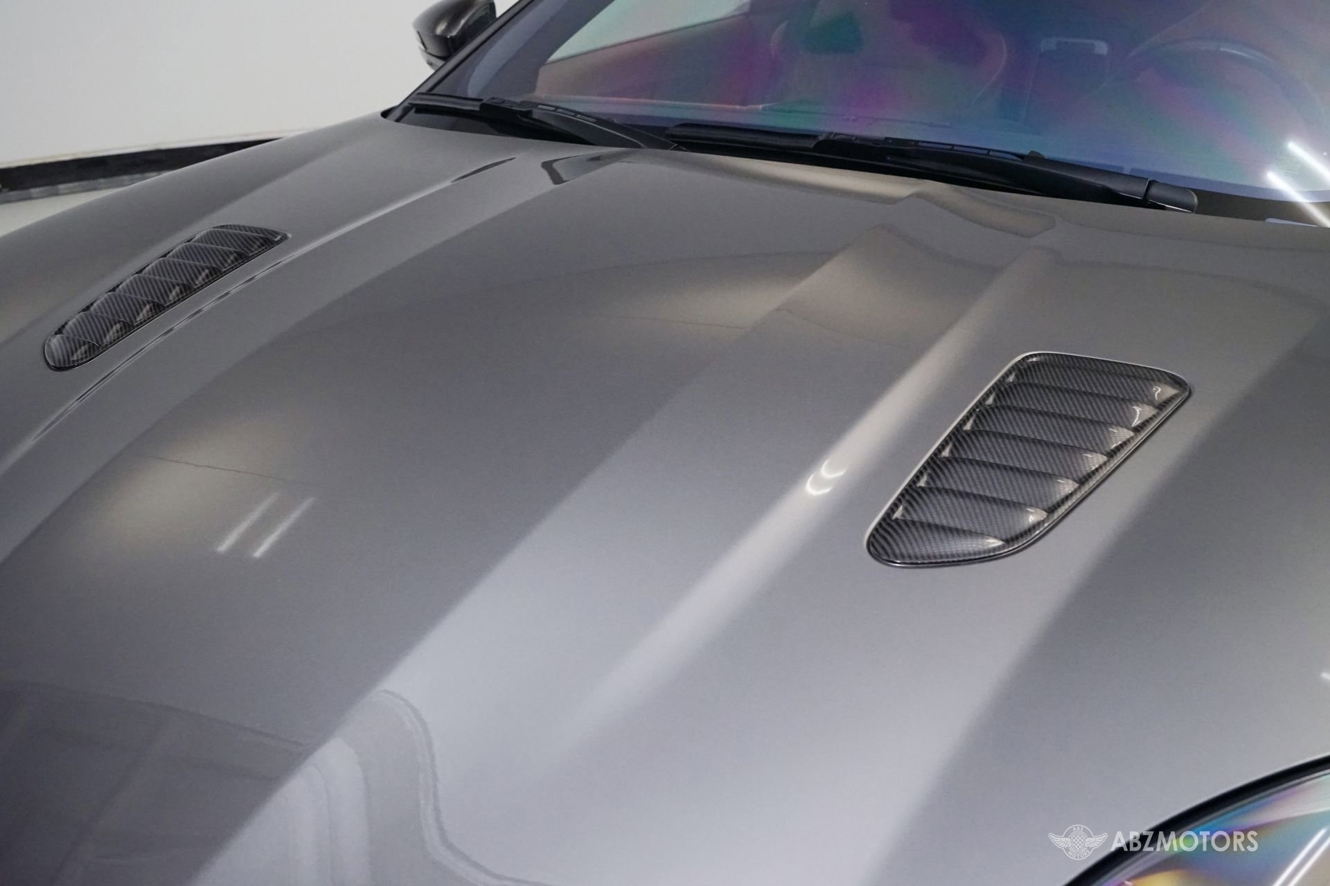 Used 2017 Jaguar F-TYPE SVR AWD/4WD image 13