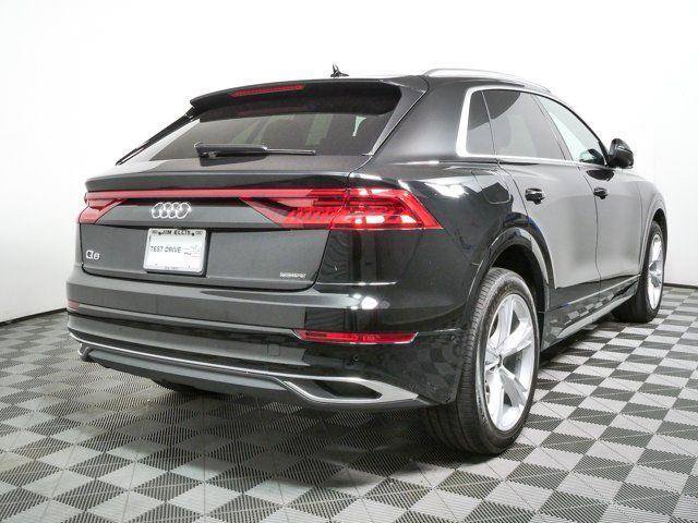 Used 2023 Audi Q8 Premium w/ Convenience Package AWD/4WD image 3