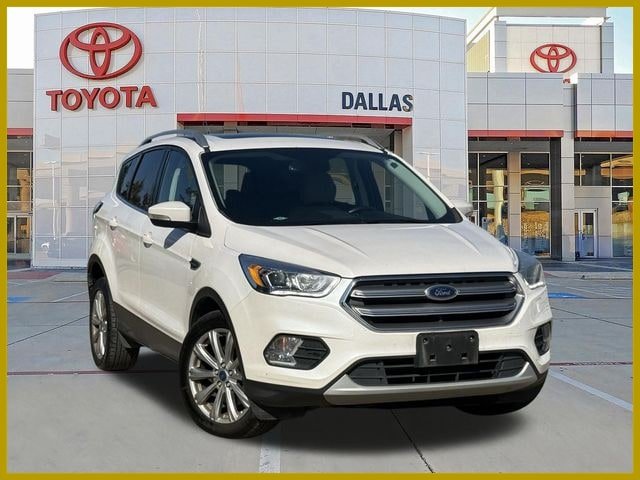 Used 2017 Ford Escape Titanium AWD/4WD video 1