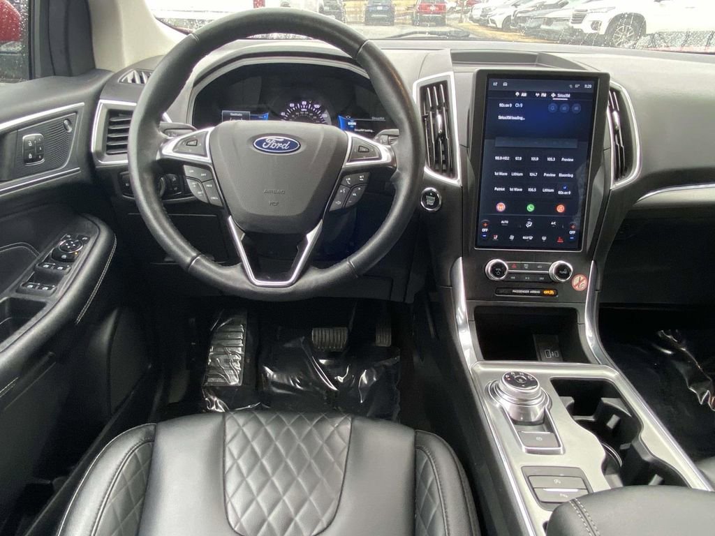 Used 2024 Ford Edge Titanium AWD/4WD image 9