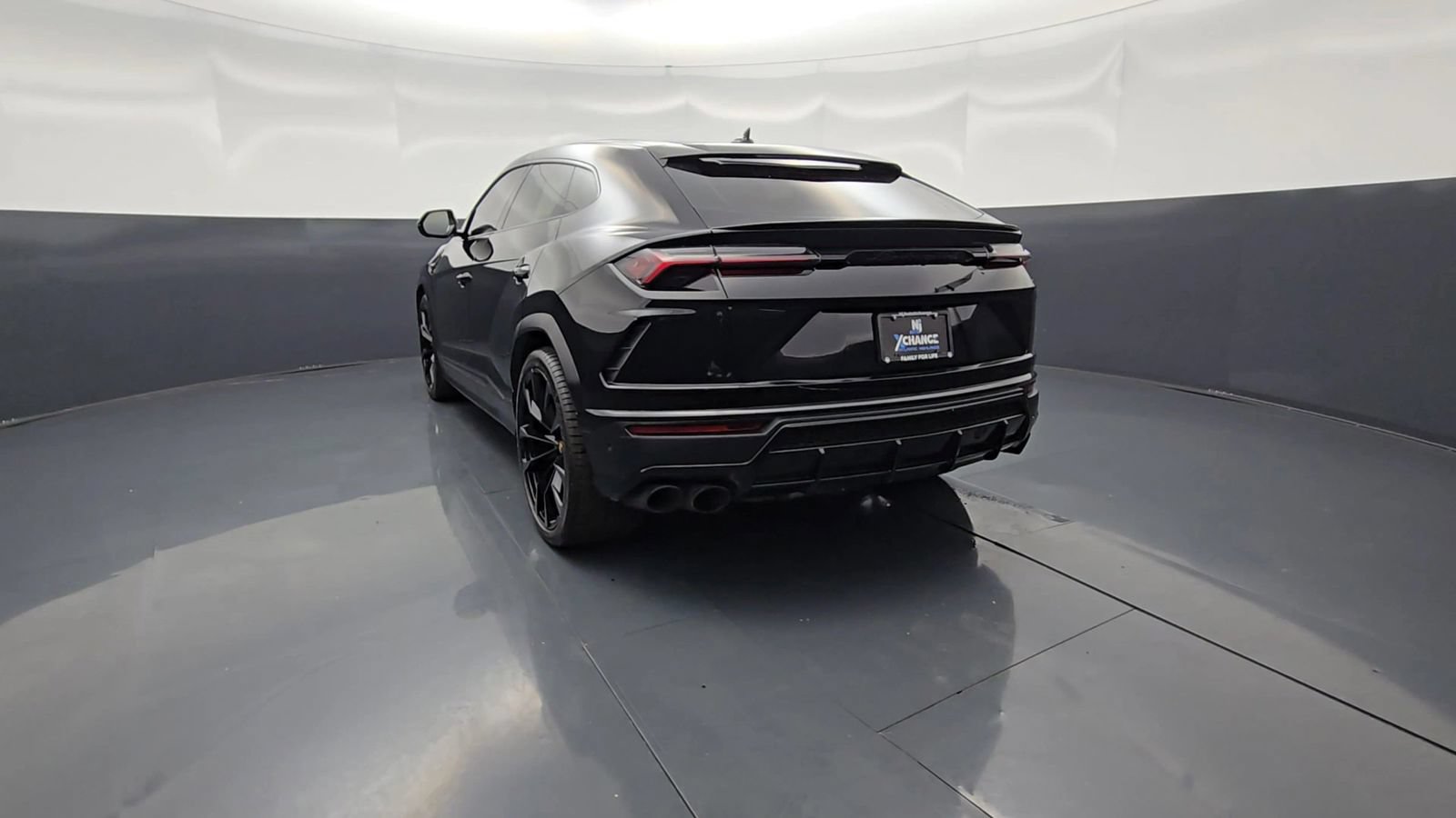 Used 2022 Lamborghini Urus AWD/4WD image 90