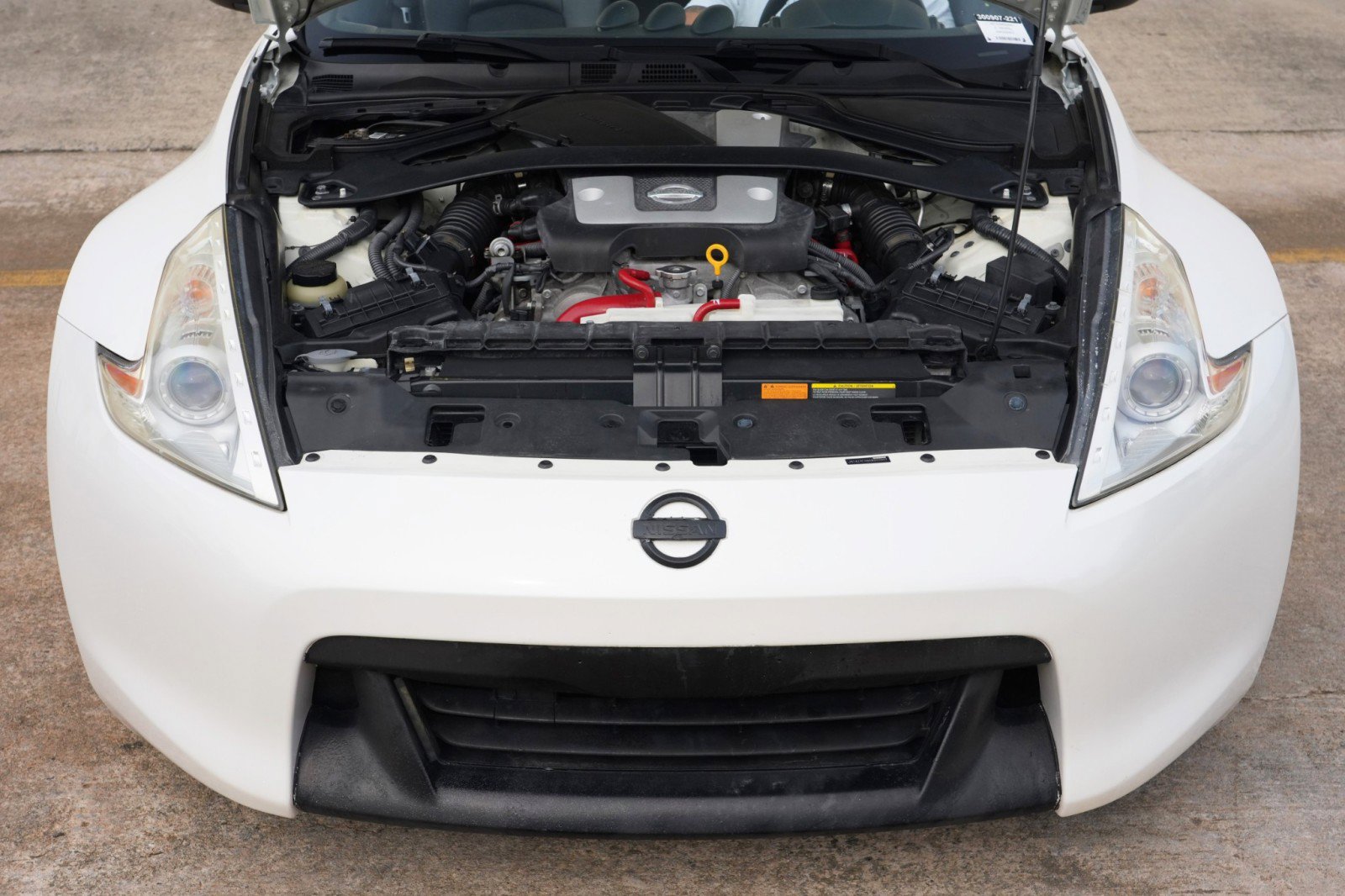 Used 2010 Nissan 370Z Touring RWD image 7