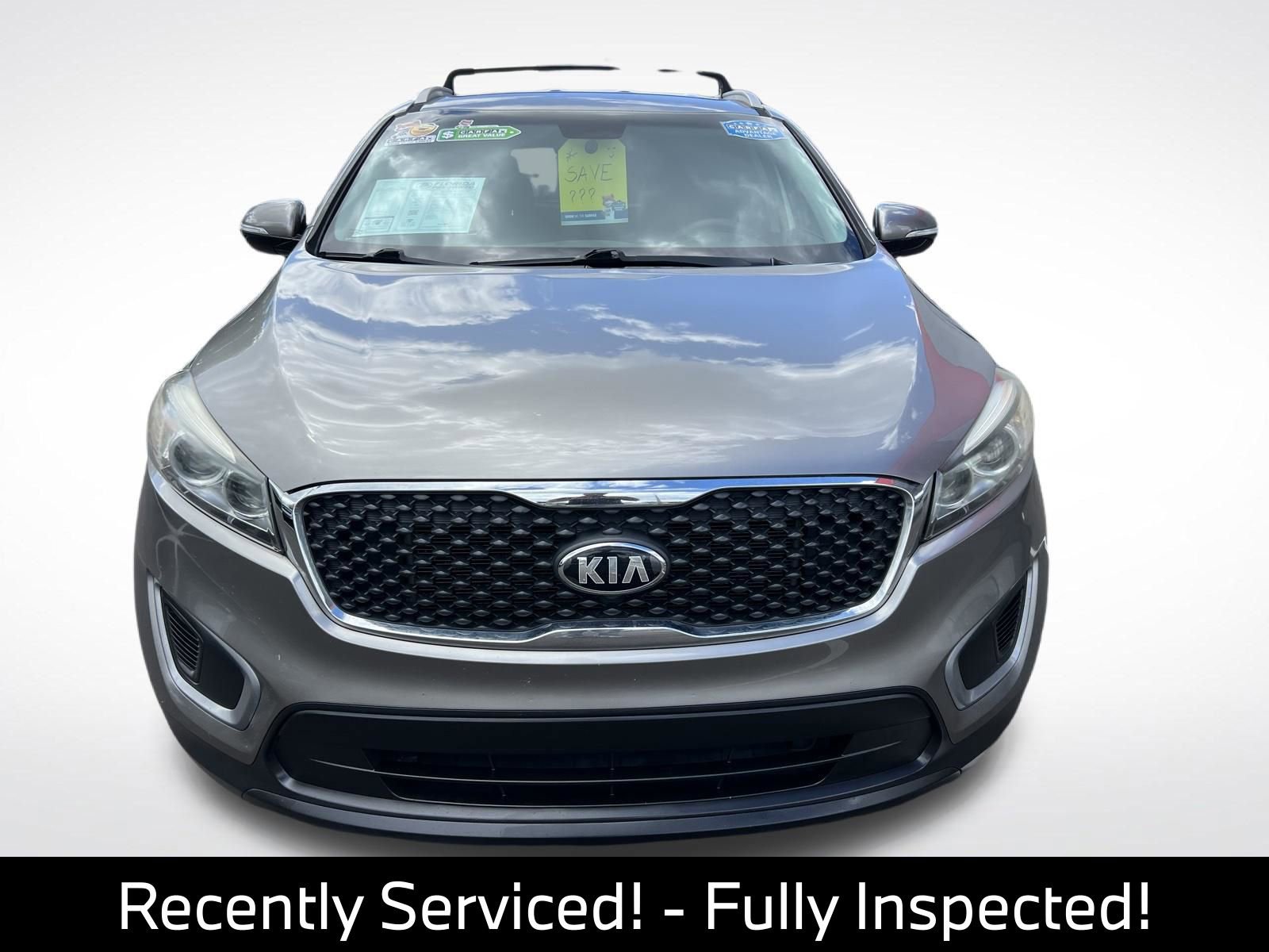 Used 2016 Kia Sorento LX image 3