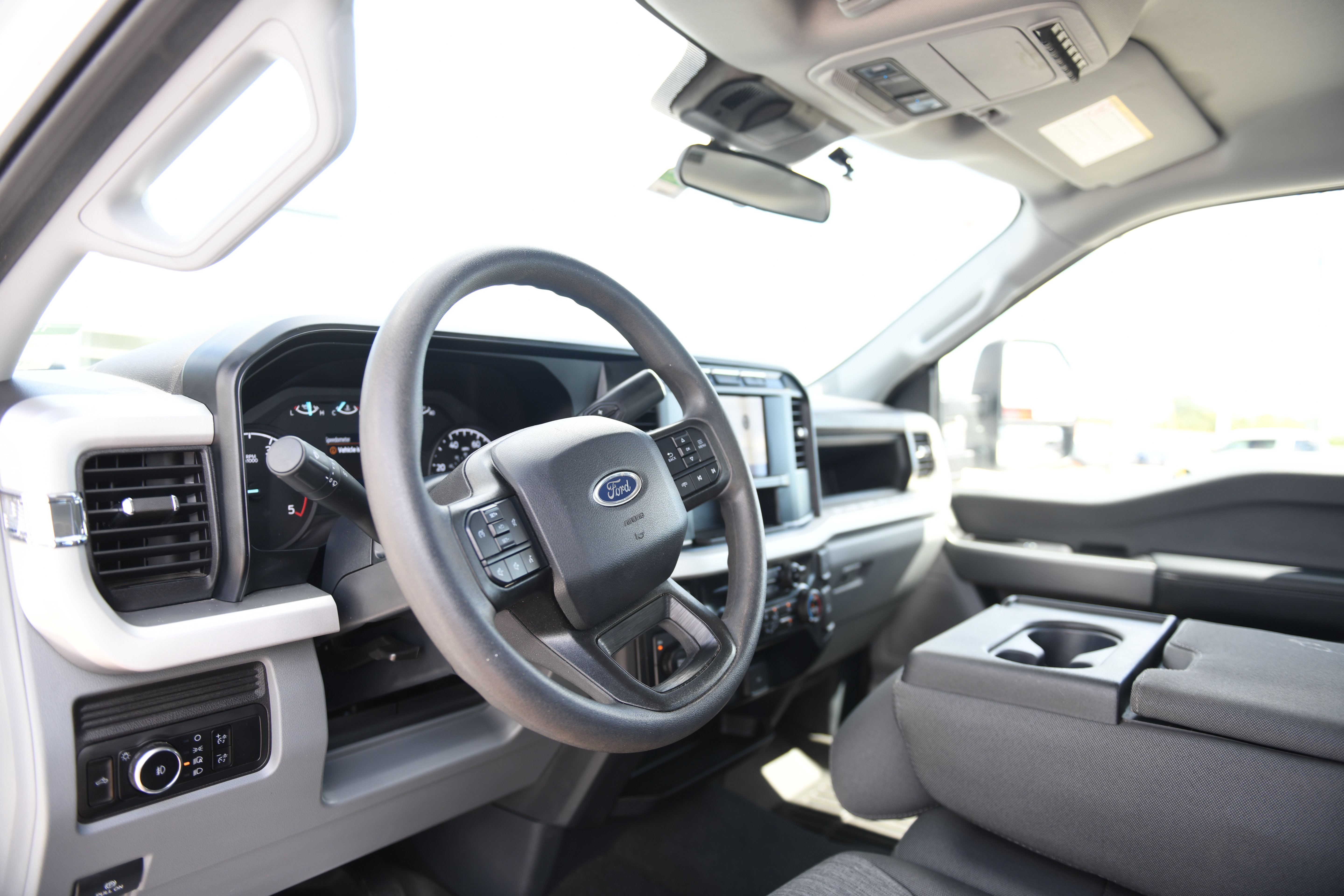 Used 2024 Ford F250 XL w/ STX Appearance Package AWD/4WD image 15