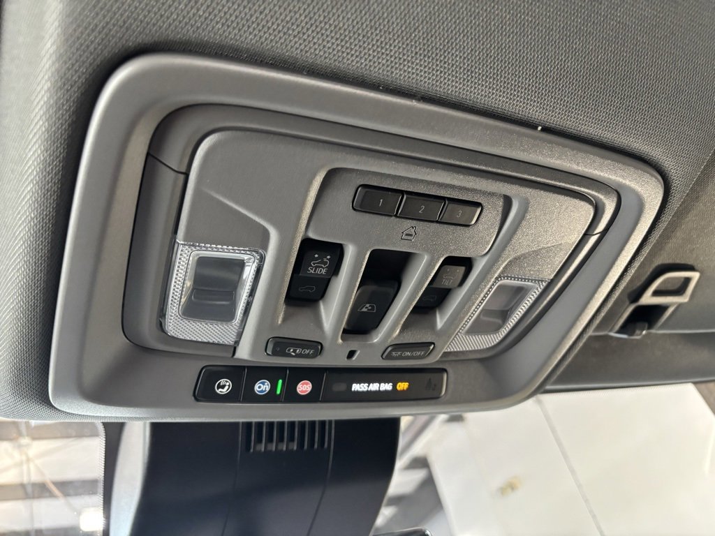 New 2026 Chevrolet Silverado 1500 LTZ w/ LTZ Premium Package image 24