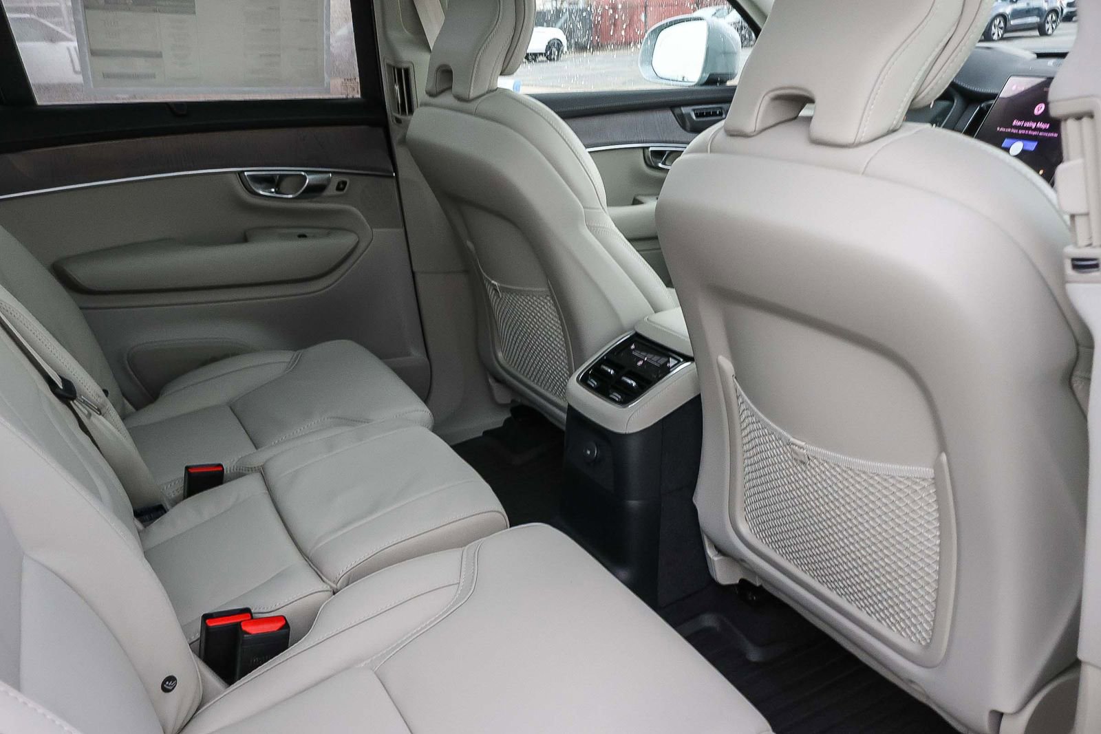 New 2026 Volvo XC90 T8 Ultra w/ Protection Package Premier AWD/4WD image 21