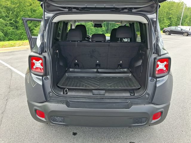 Used 2023 Jeep Renegade Altitude AWD/4WD image 29