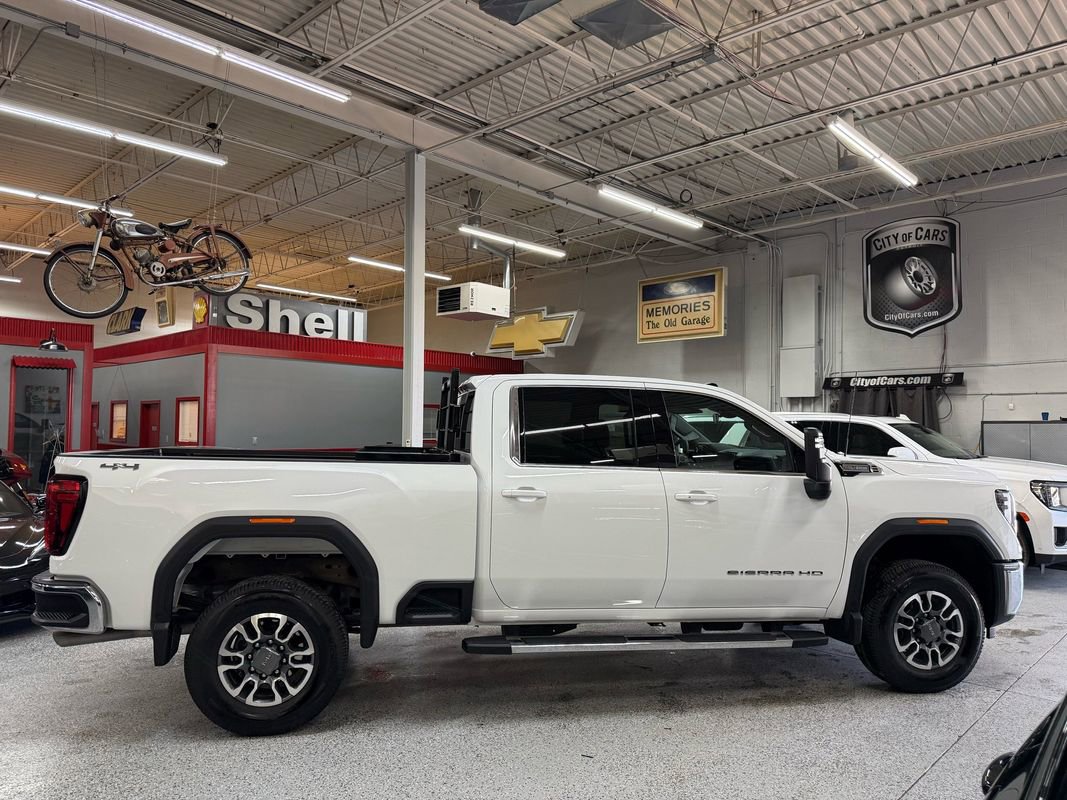 Used 2025 GMC Sierra 2500 SLE w/ Preferred Package image 7