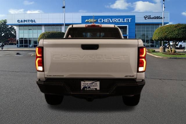 New 2026 Chevrolet Colorado ZR2 image 3