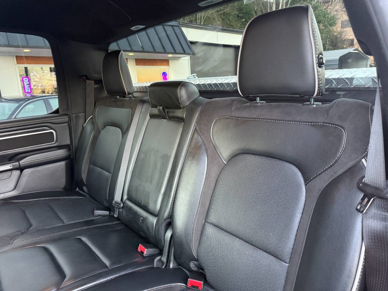 Used 2024 RAM 1500 Laramie image 26