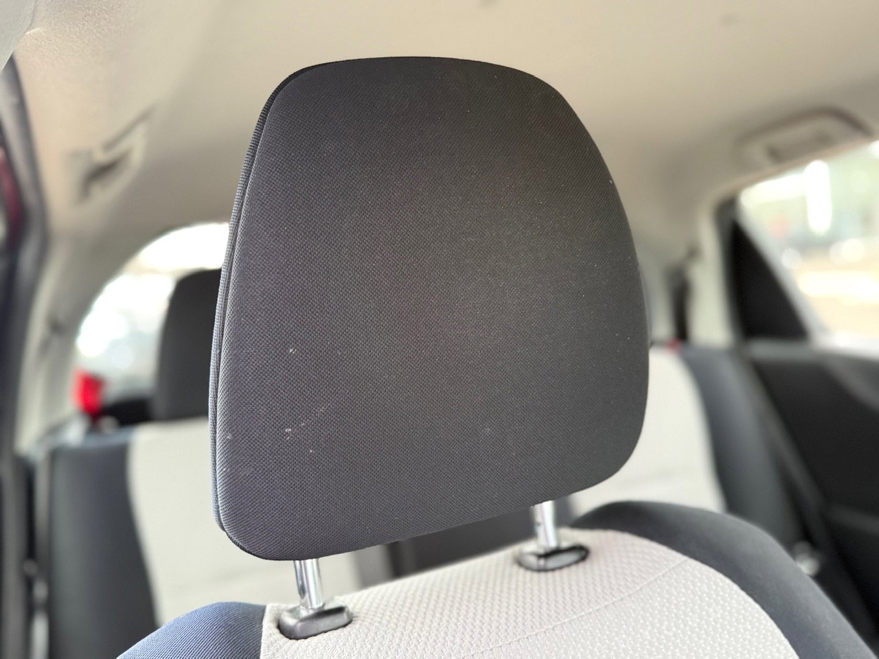 Used 2013 Toyota Yaris LE image 40