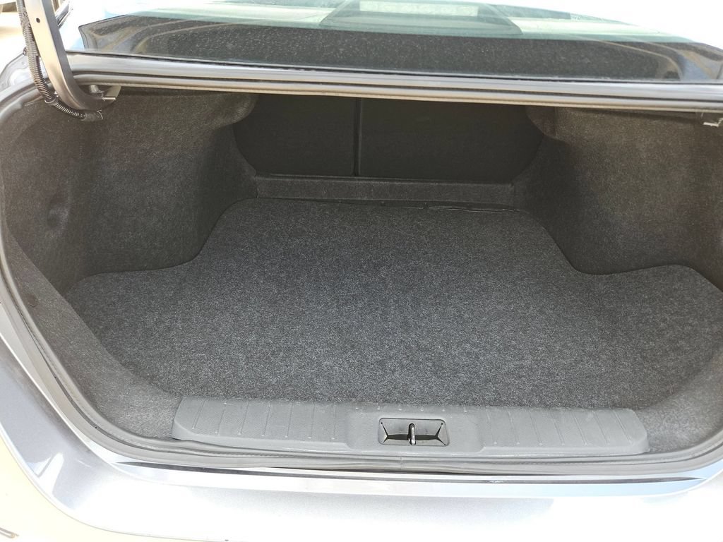 Used 2025 Nissan Sentra SV FWD image 23