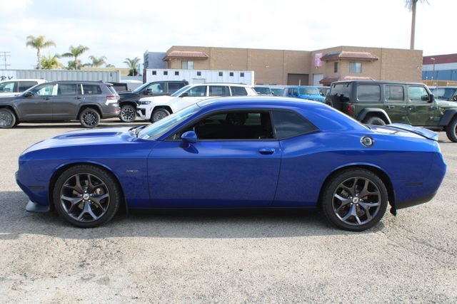 Used 2019 Dodge Challenger R/T RWD image 7