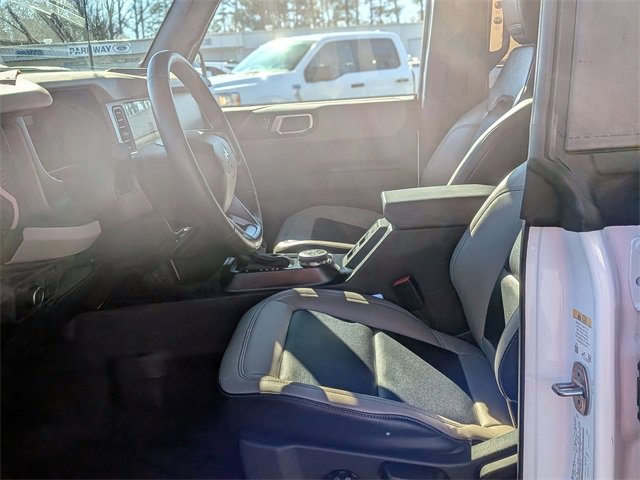 Used 2024 Ford Bronco Big Bend image 14