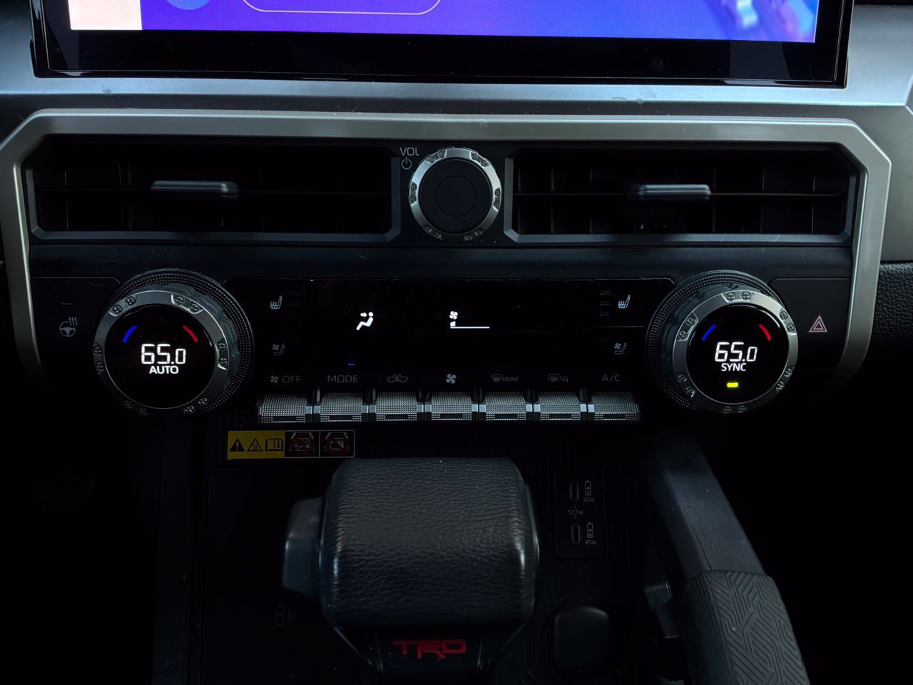 Used 2026 Toyota Tacoma TRD Sport w/ TRD Sport Upgrade Package AWD/4WD image 39