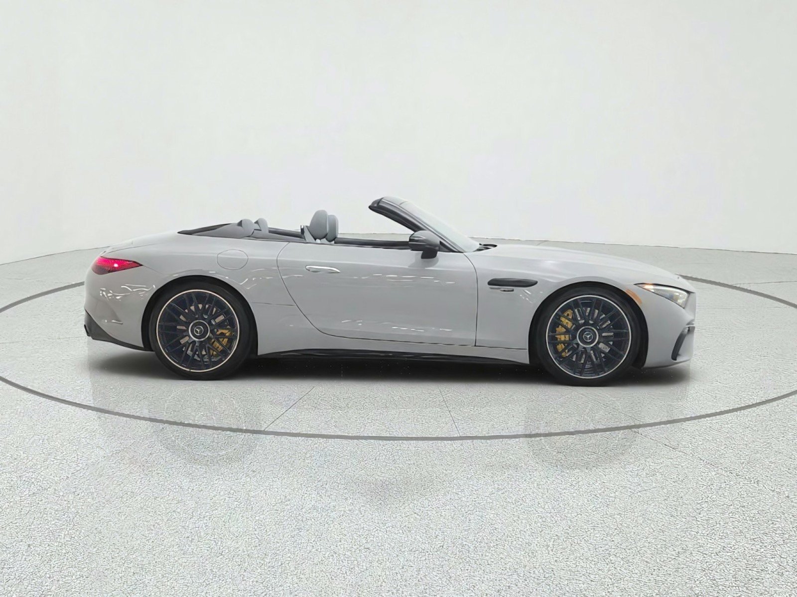 Certified 2022 Mercedes-Benz SL 55 AMG 4MATIC image 4