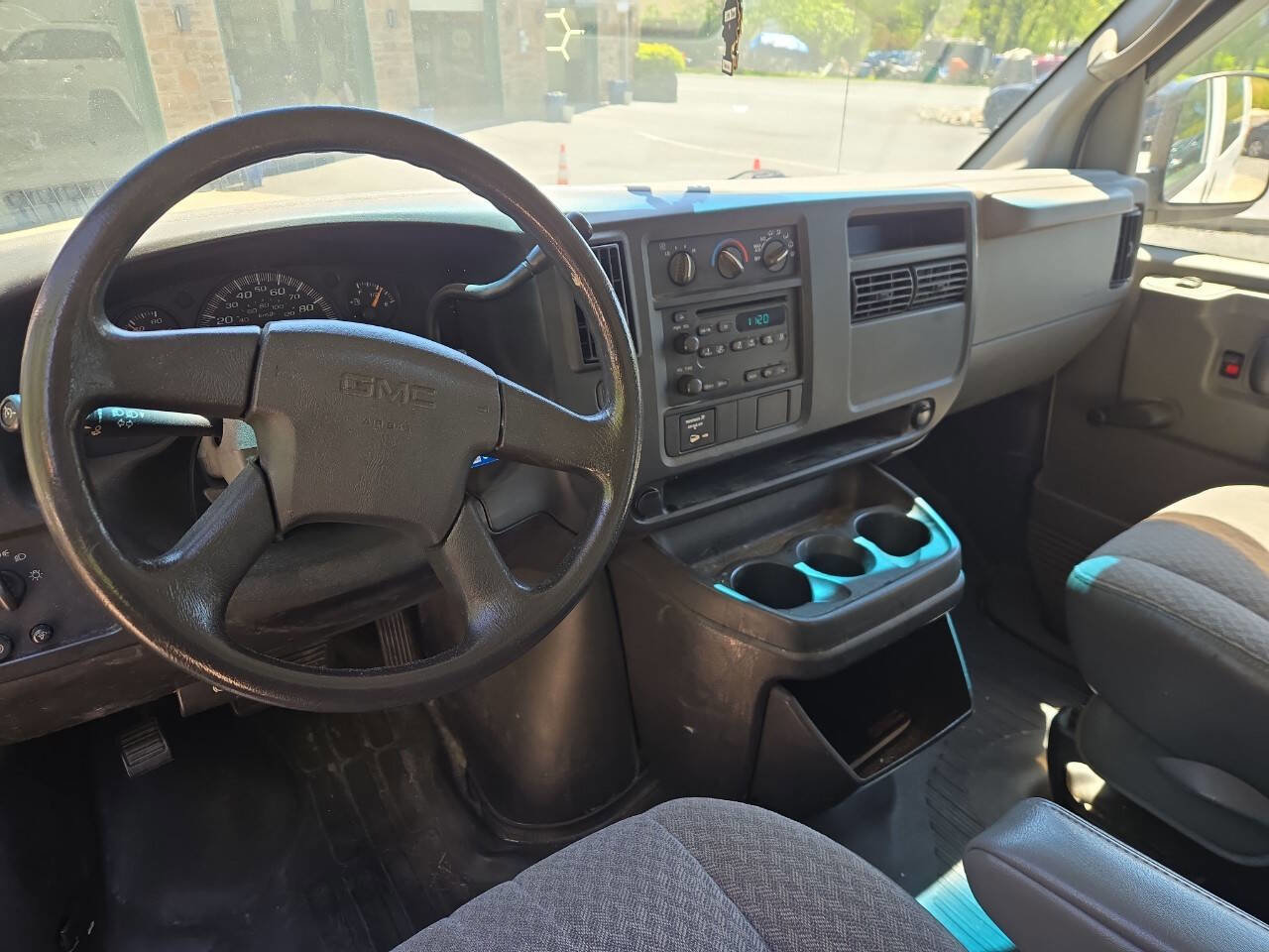 Used 2006 GMC Savana 2500 RWD image 23