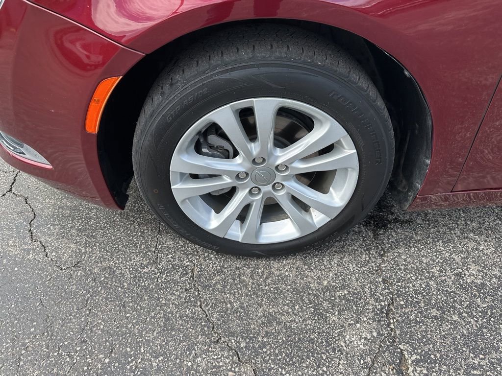 Used 2017 Chrysler 200 Limited Platinum w/ Comfort & Convenience Group image 9