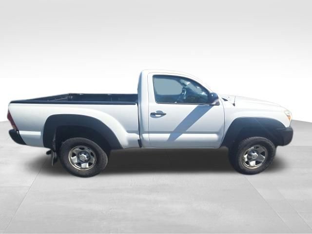 Used 2012 Toyota Tacoma 4x4 Regular Cab image 5